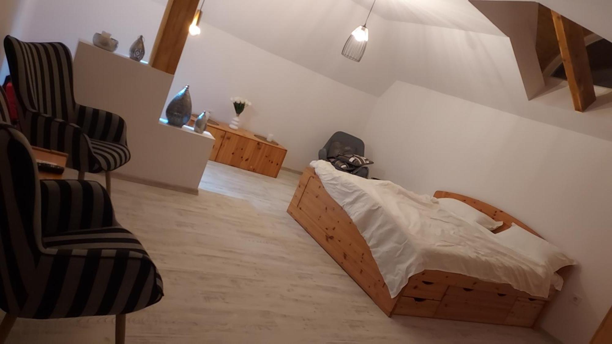 Tina Guest House Basarabi Luaran gambar